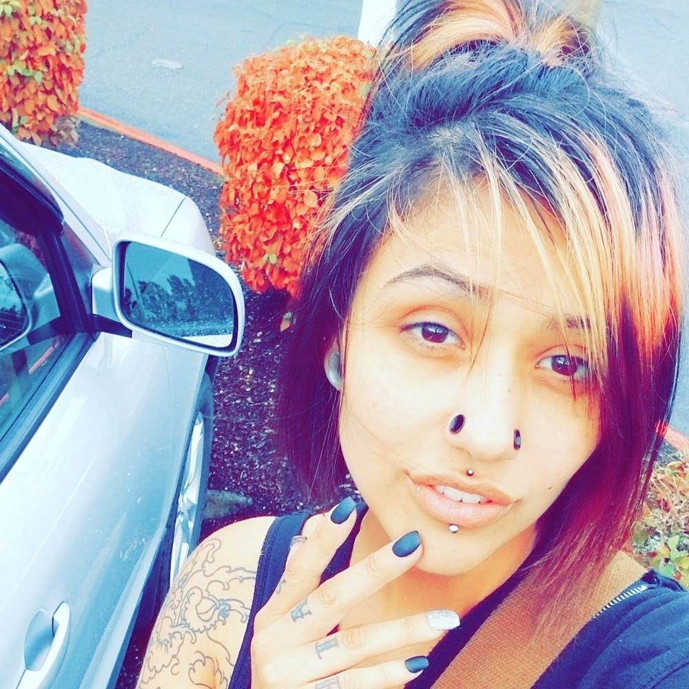 Meet your Posher, Alice